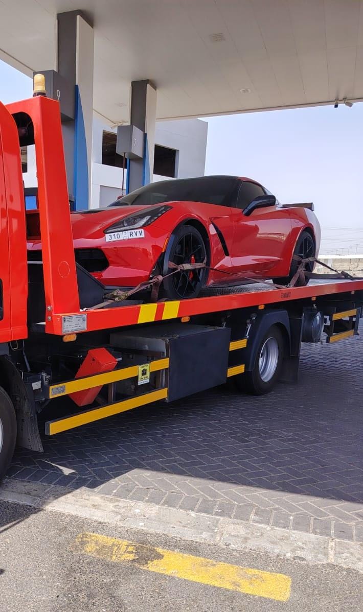 Chevrolet Corvette — luxury car towing